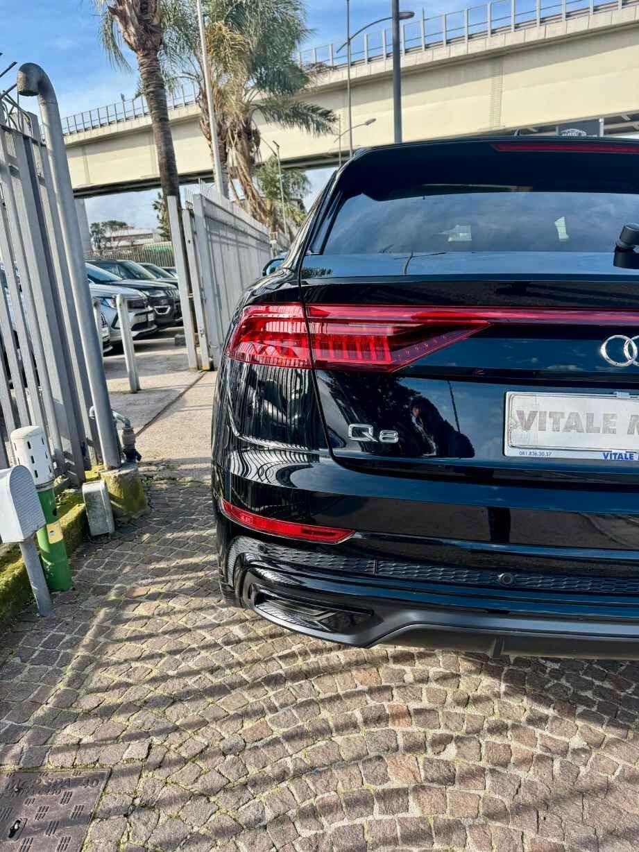 AUDI Q8 3.0 TDI 286 CV quattro tiptronic Sport