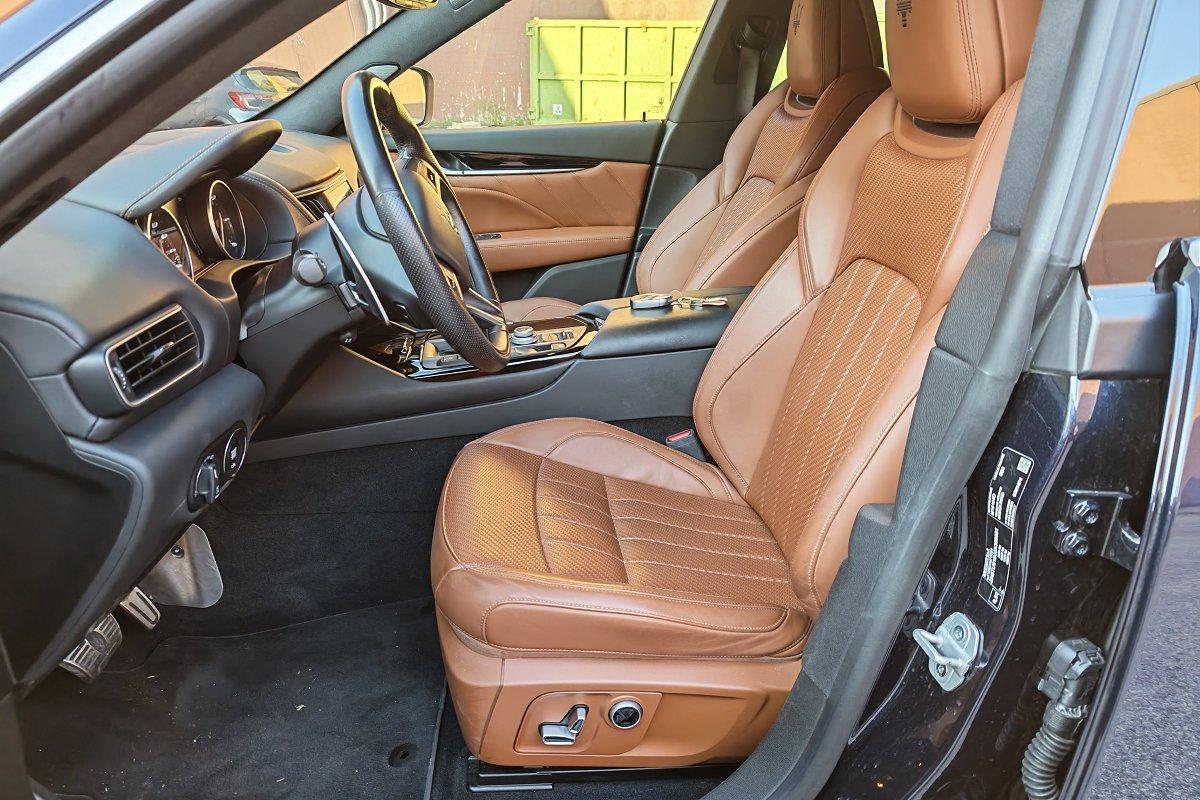MASERATI Levante V6 Diesel 275 CV AWD Gransport