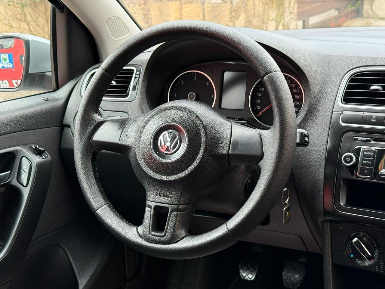 Volkswagen Polo 1.6 TDI 75cv Comfortline - 2009