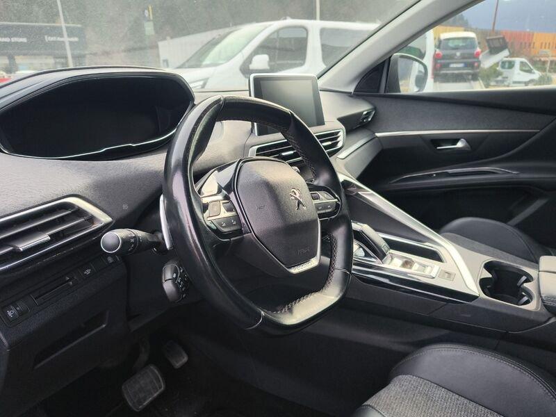 Peugeot 5008 5008 HDI 7 posti EAT8 Allure