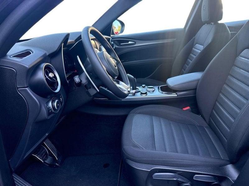 Alfa Romeo Stelvio 2.2 t Sprint rwd 160cv auto