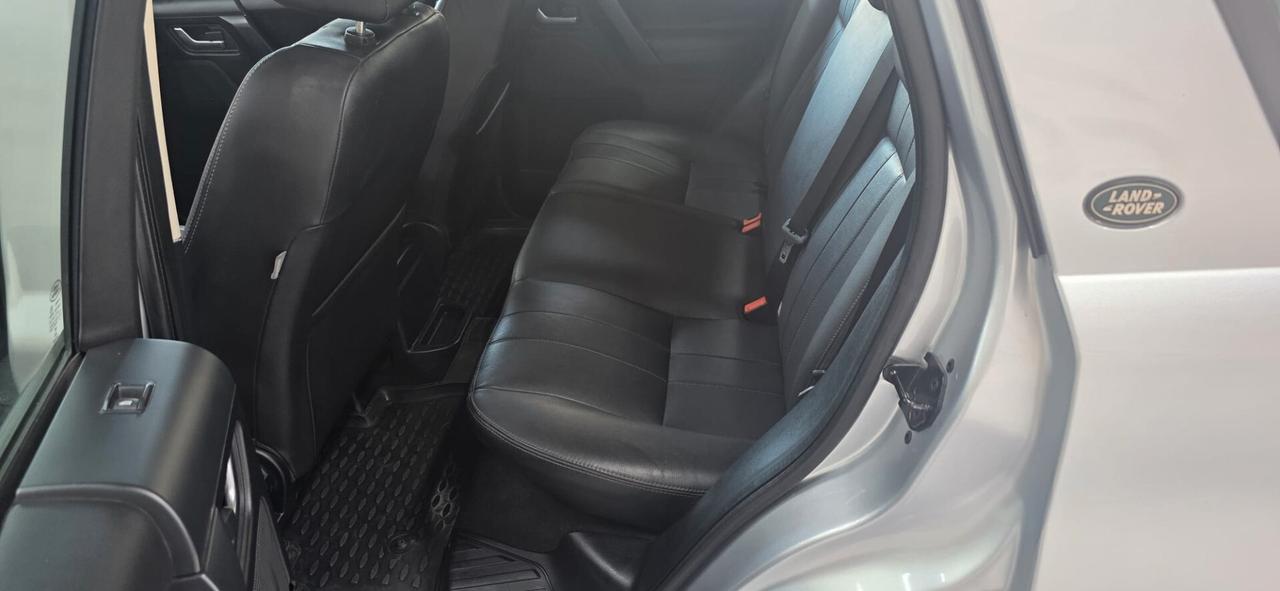 Land Rover Freelander 2.2 TD4 S.W. SE