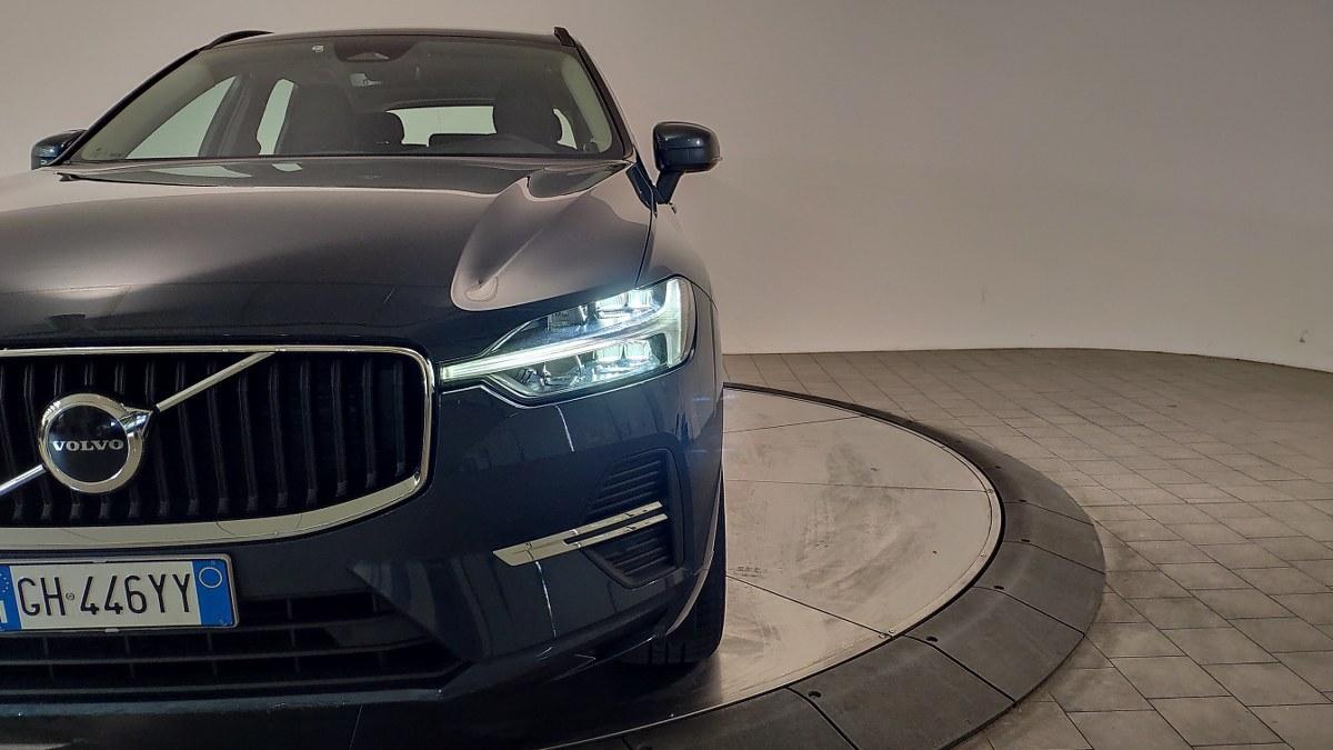 VOLVO Xc60 B4 Mild Hybrid (D) Awd Geartronic Momentum Pro