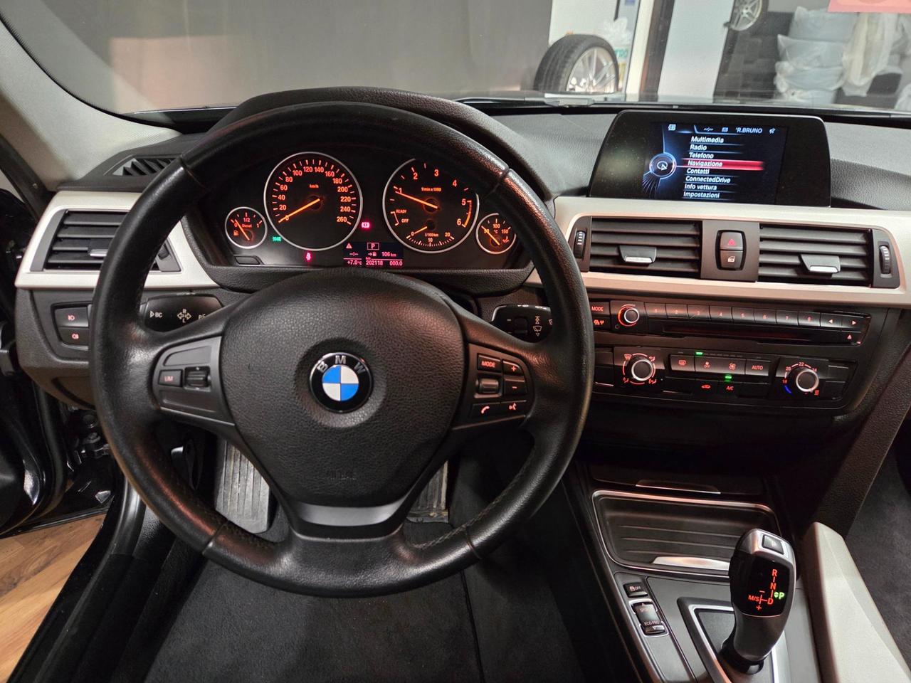 BMW 320 d Touring Business auto