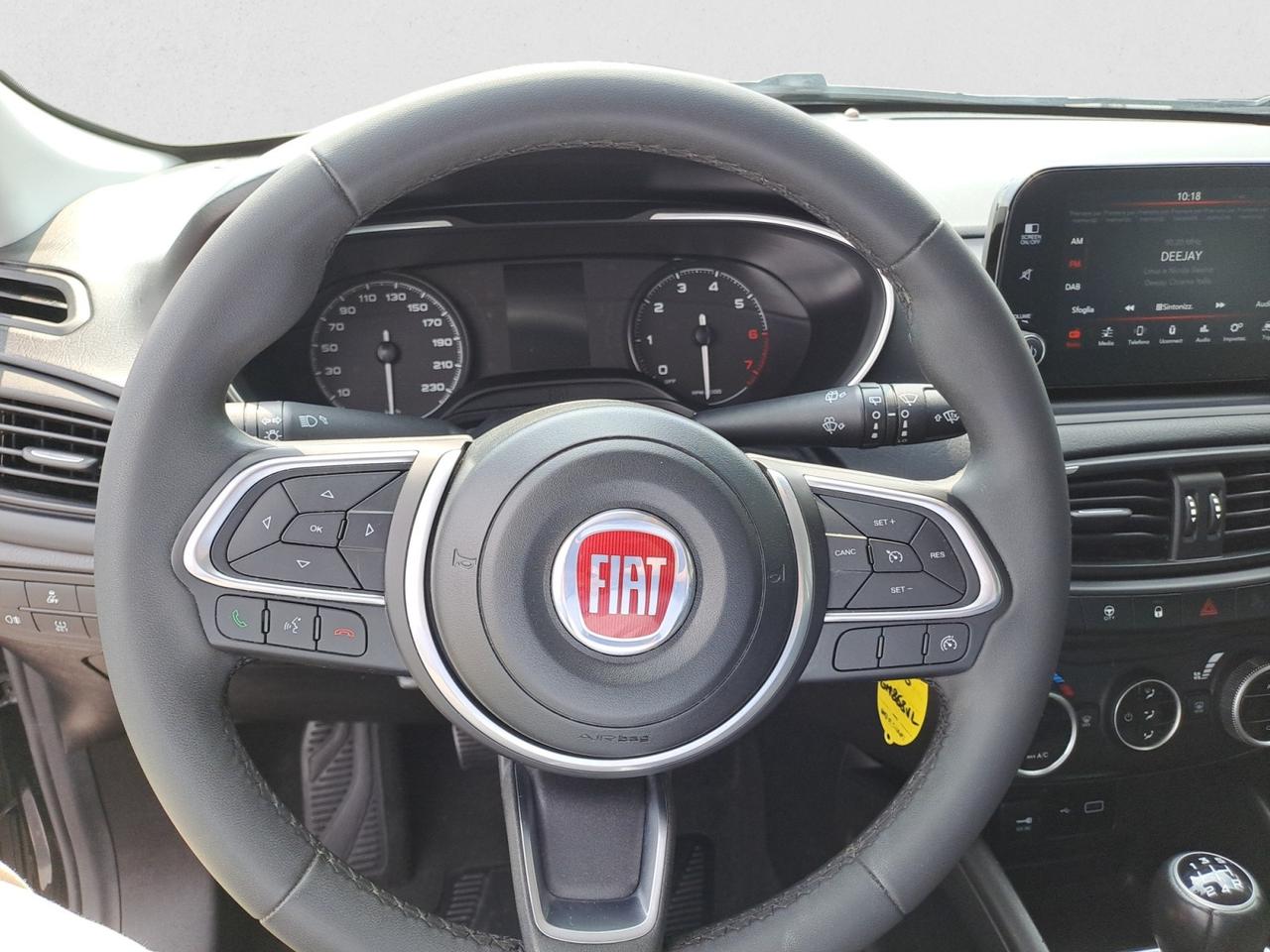 FIAT Tipo (2015-->) - Tipo 1.0 SW