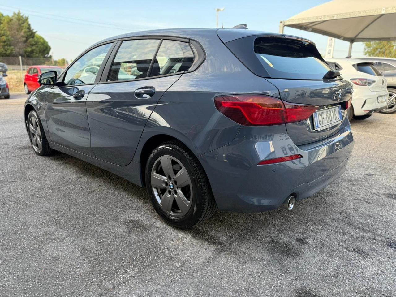 BMW 116d 5p. Business Advantage