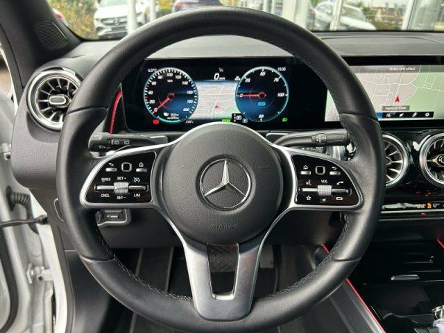 MERCEDES-BENZ EQB 250 Sport