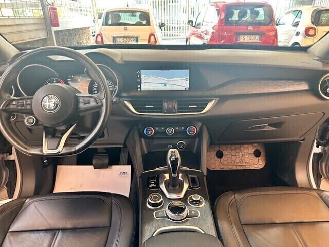 Alfa Romeo Stelvio 2.2 Turbodiesel 160 CV AT8 RWD Business