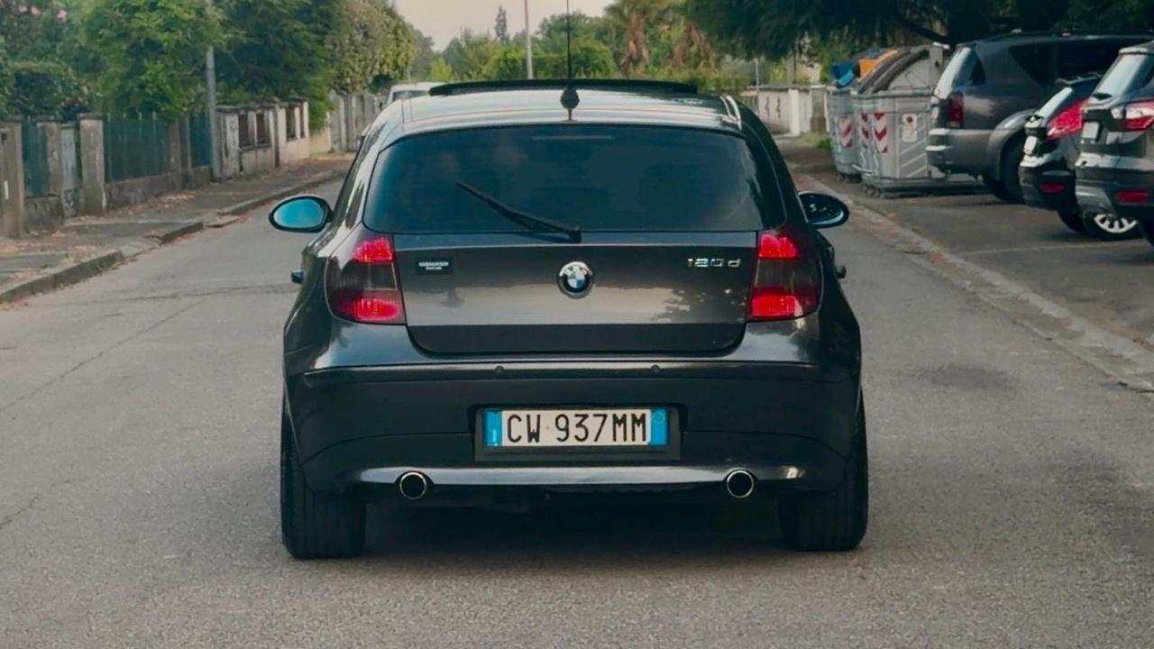 Bmw 120 120d cat 5 porte Attiva