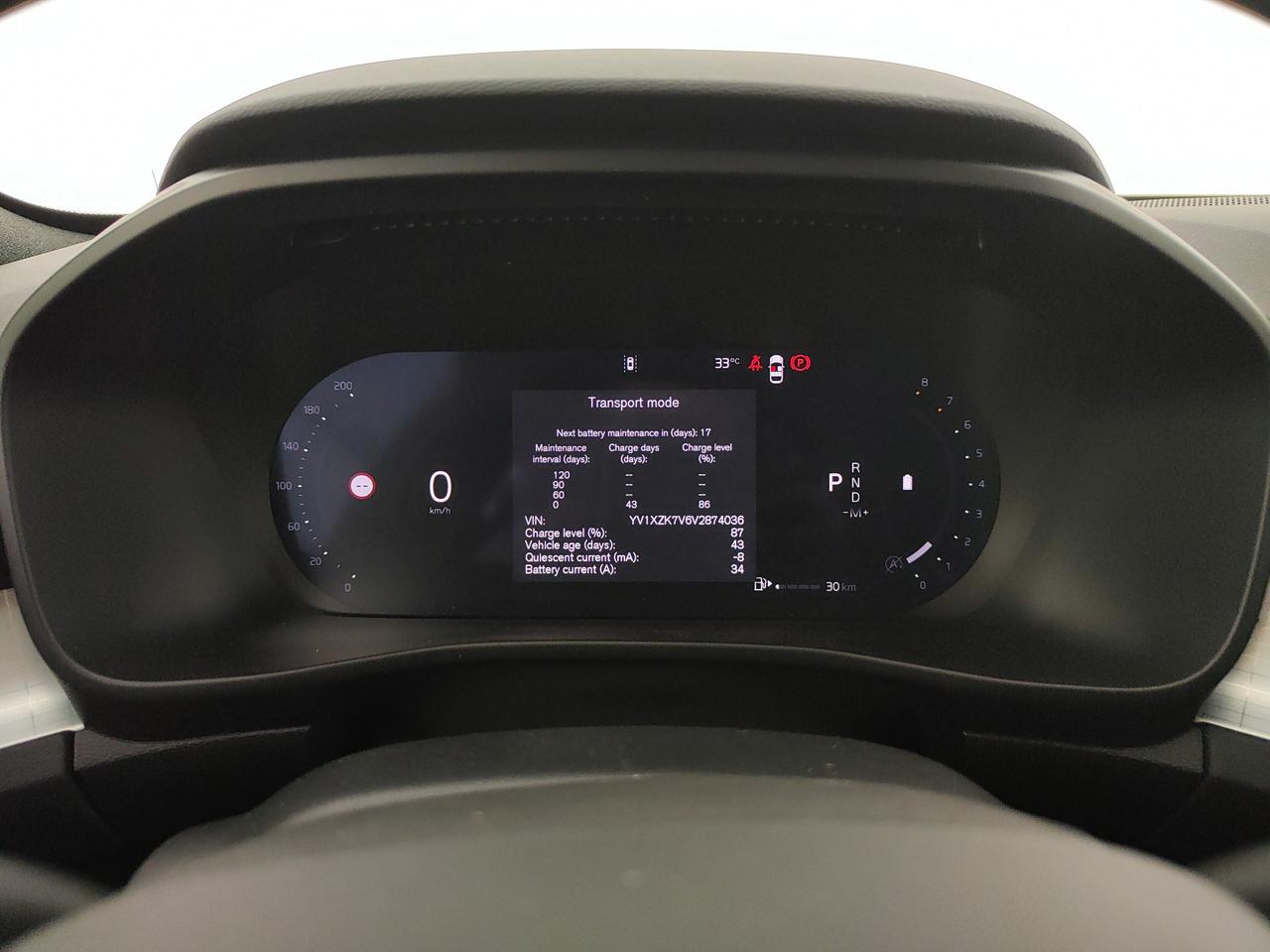 VOLVO XC40 2.0 b3 Ultra Black Edition auto