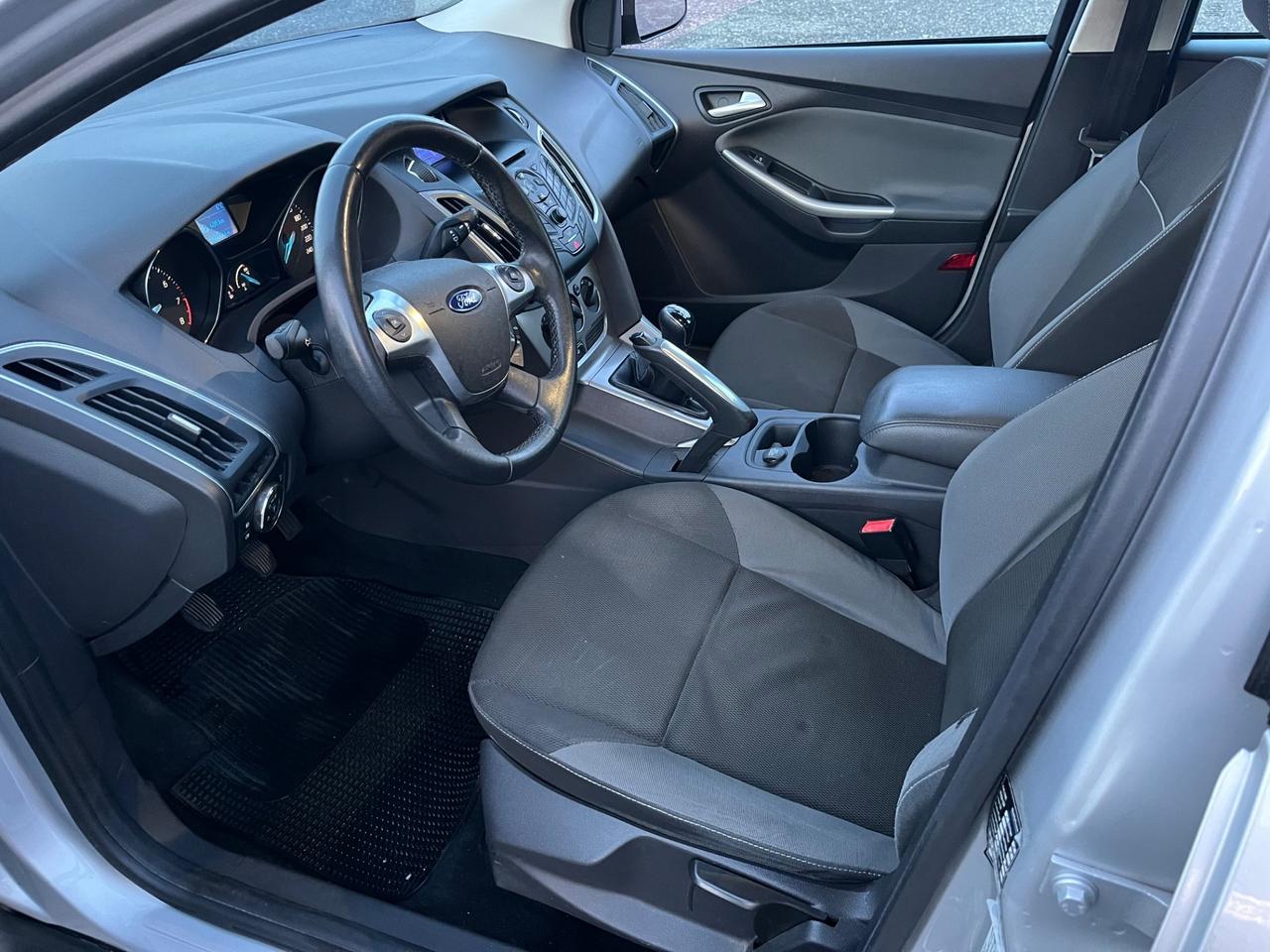 Ford Focus 1.6 Ti-VCT 125 CV