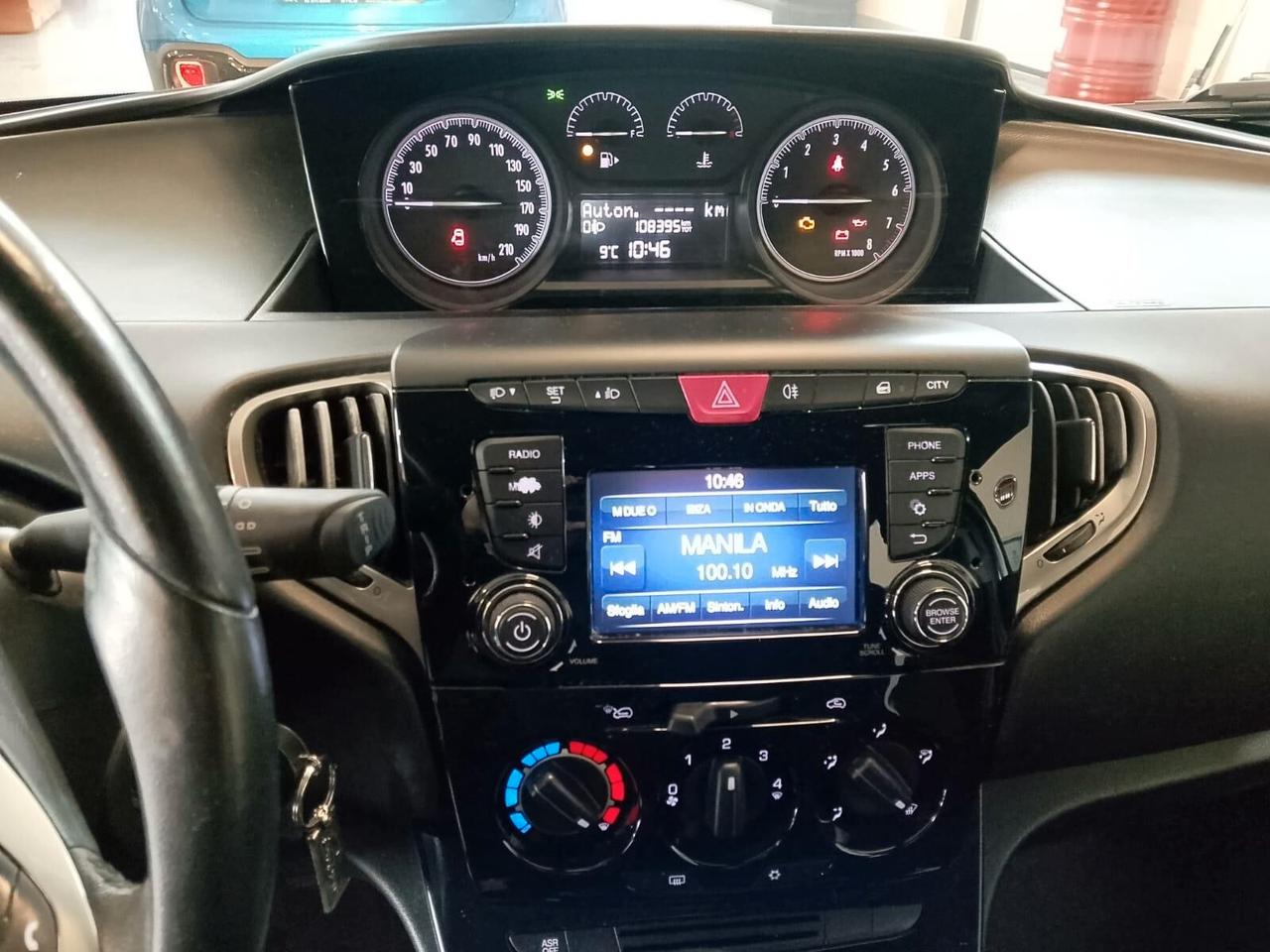 Lancia Ypsilon 1.2 69 CV 5 porte Gold