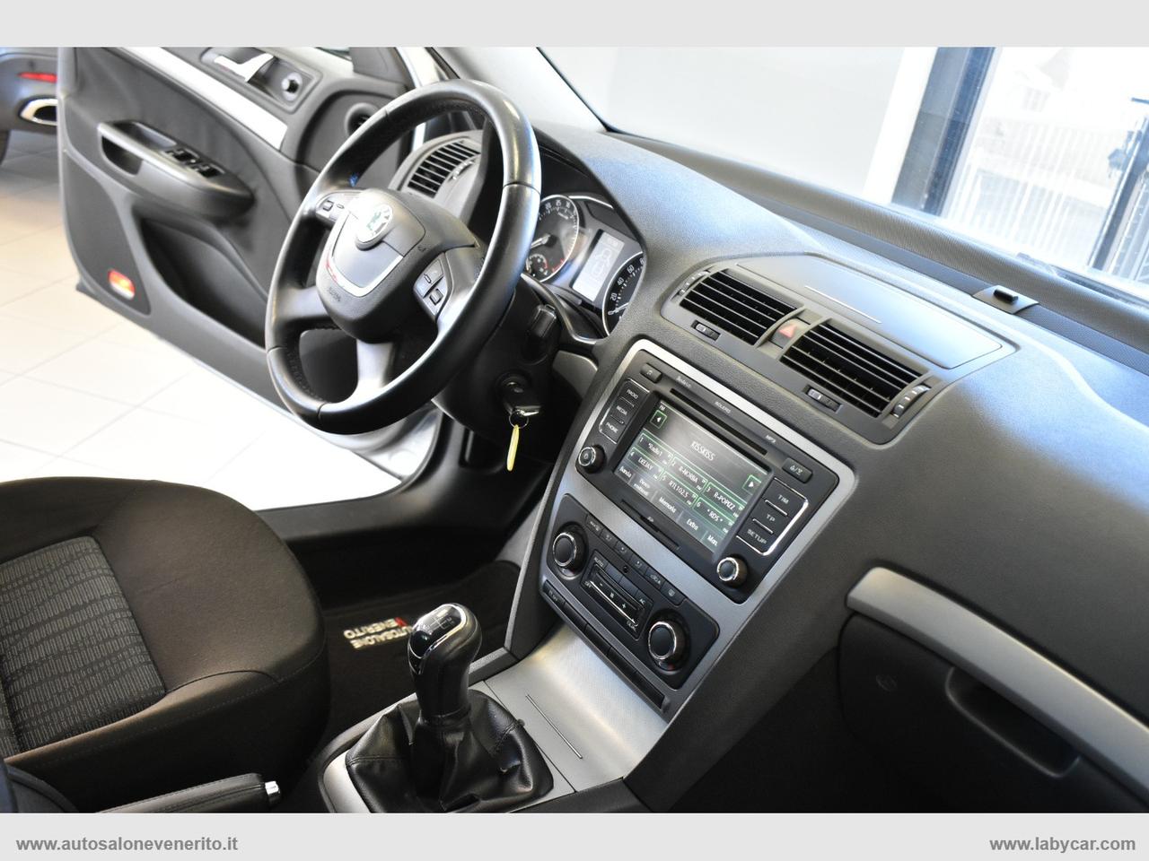 SKODA Octavia 1.6 TDI CR Wagon Elegance