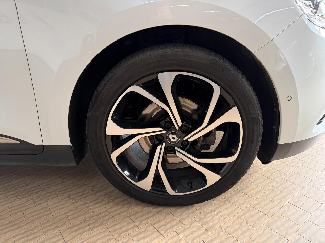 Renault Scénic dCi 160 CV EDC Energy Bose Automatic