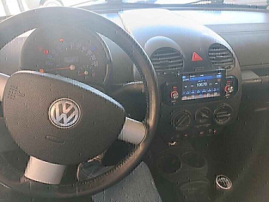 Volkswagen New Beetle 1.6 Miami