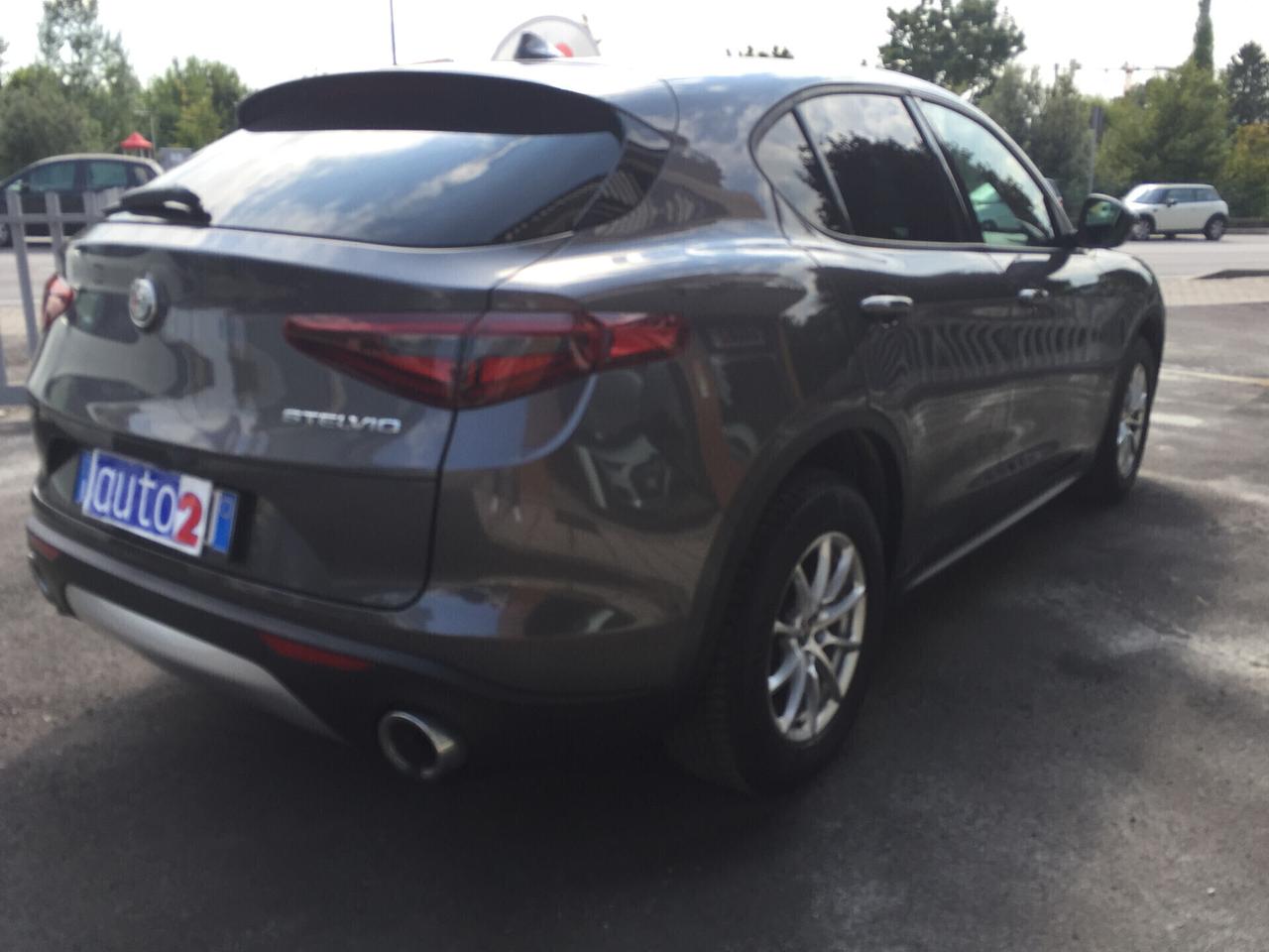 Alfa Romeo Stelvio 2.2 Turbodiesel 160 CV AT8 RWD Business