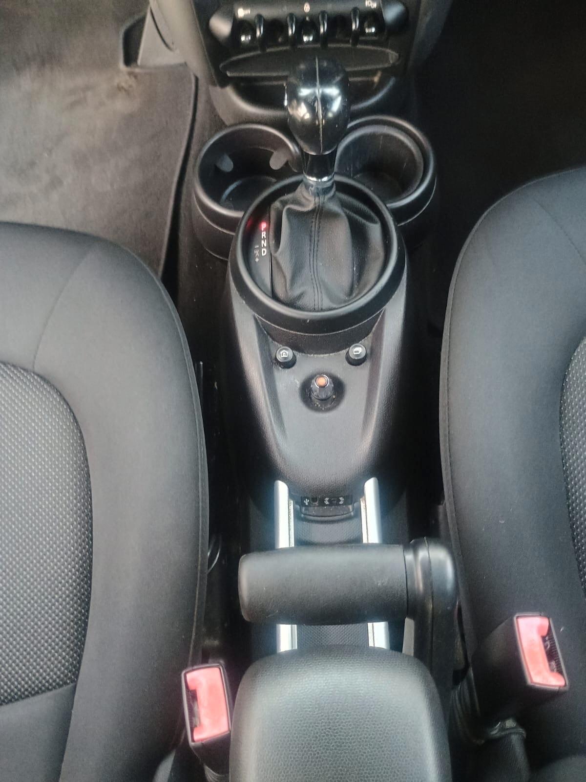 Mini Cooper D Countryman 2.0 Business Automatica