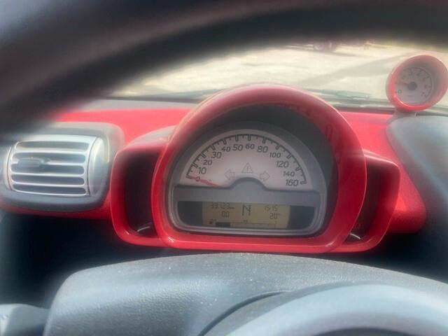 Smart ForTwo 1000 52 kW MHD coupé pure