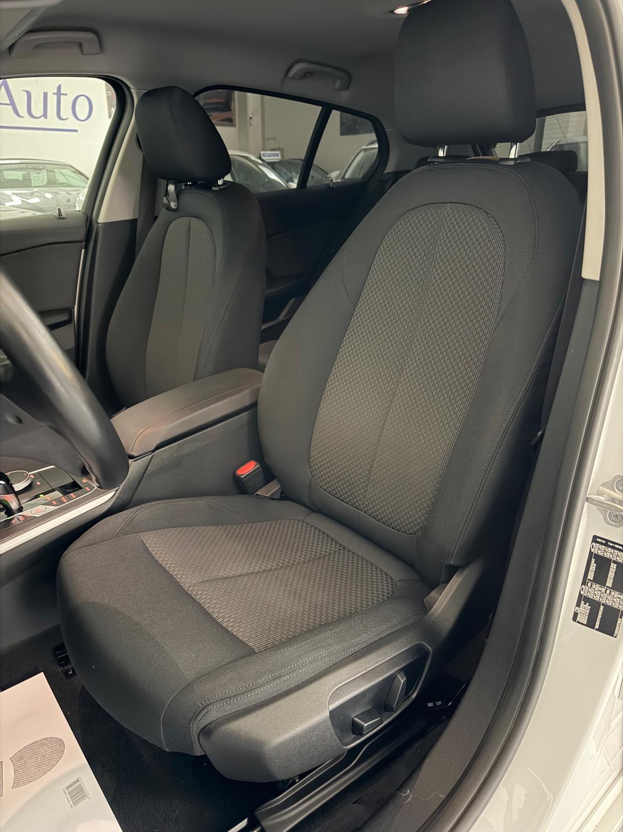 Bmw 118 118d 5p. Business Advantage auto 150cv