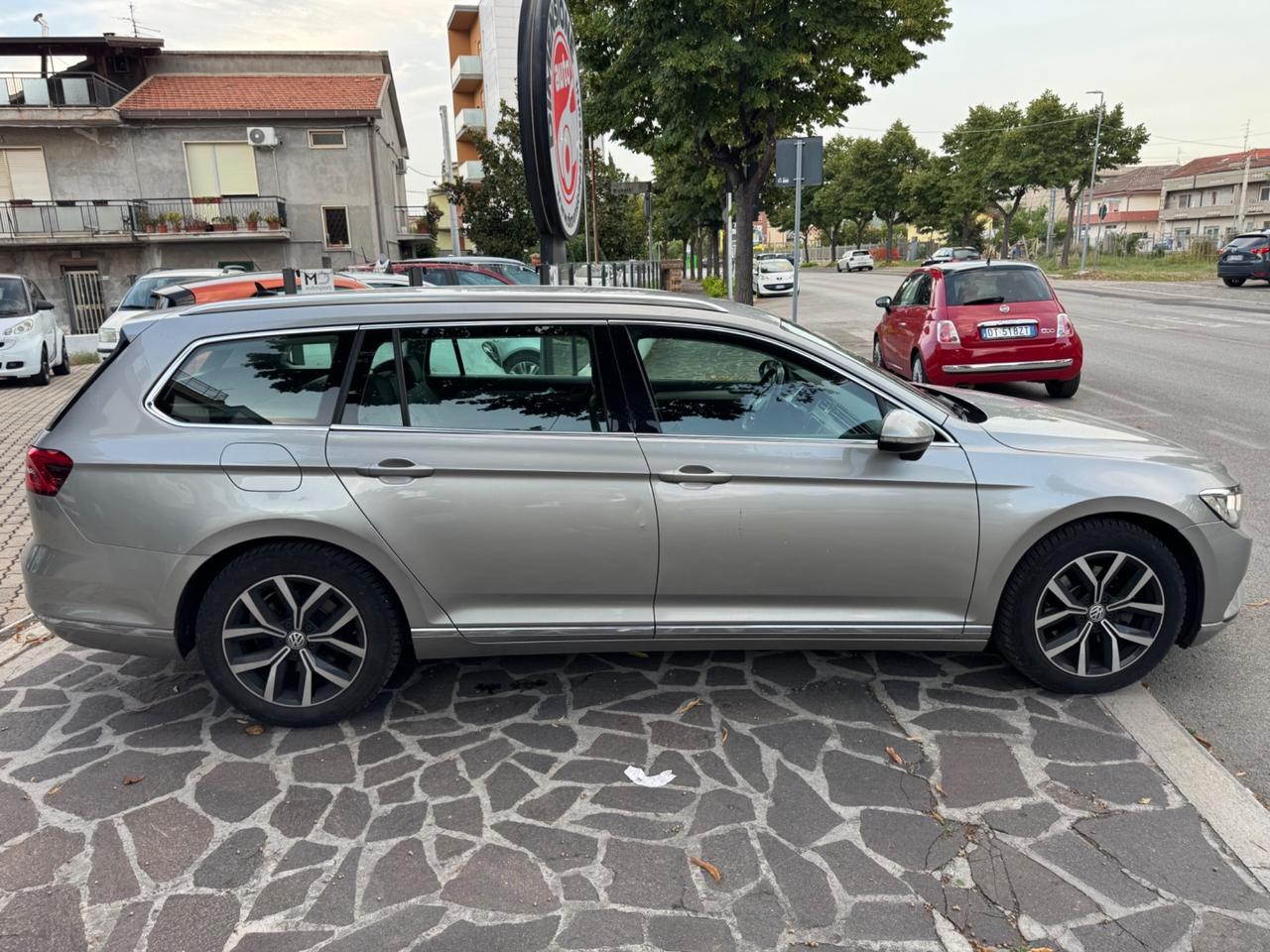 Volkswagen Passat Variant 2.0 TDI DSG Highline BlueMotion Technology