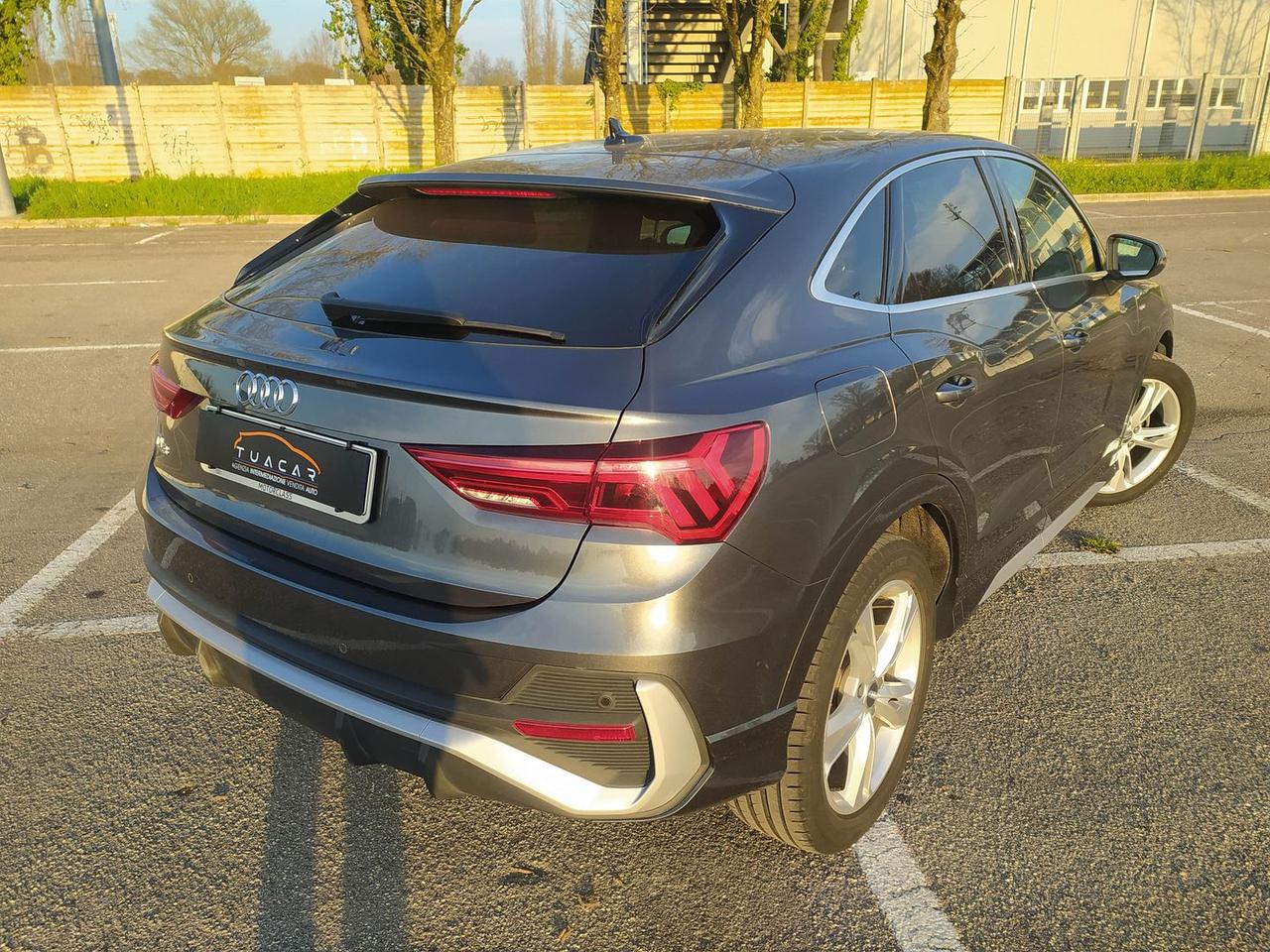 Audi Q3 S Line Edition 2.0 35 TDI #9962