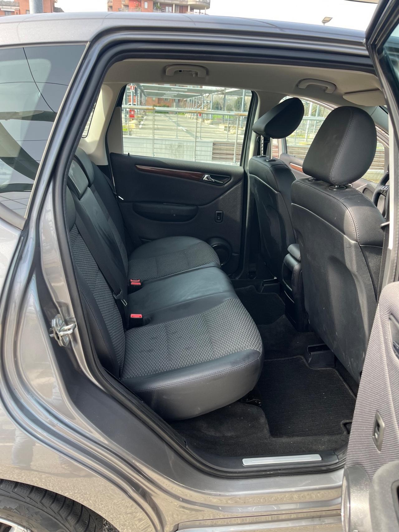 Mercedes-benz A 160 AUTOMATIC Executive