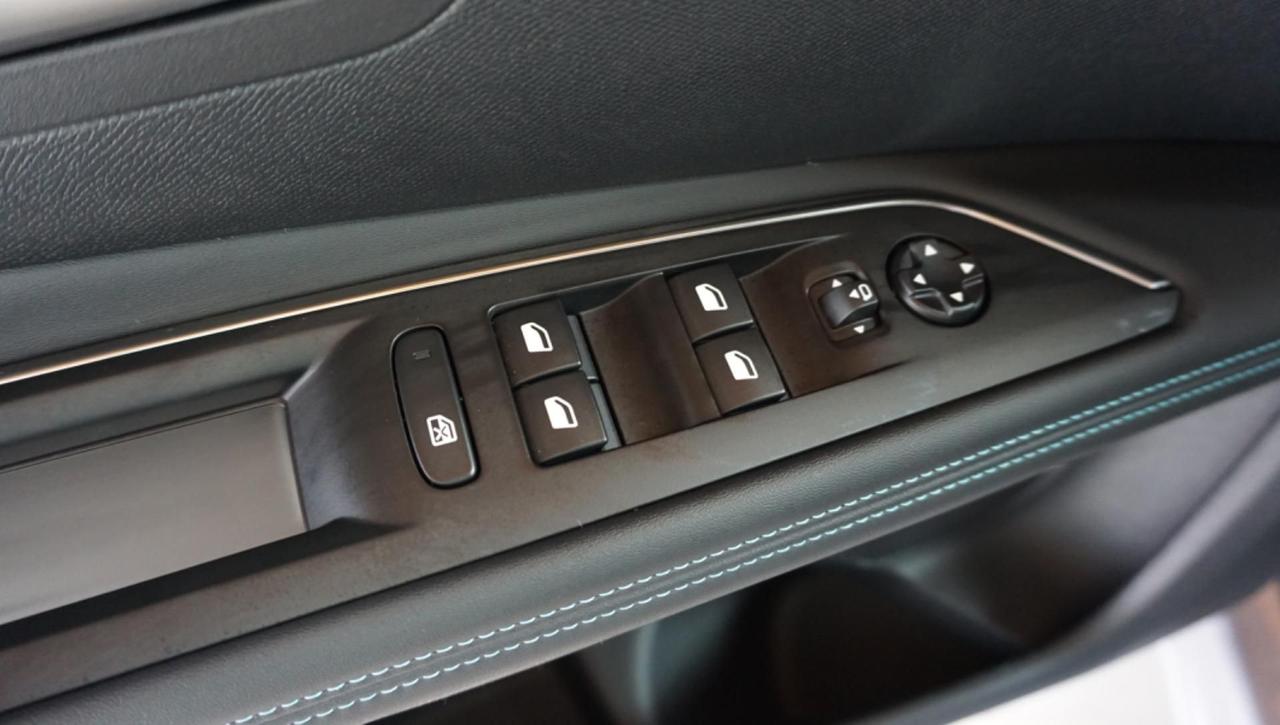 Peugeot 3008 BlueHDi 130 S&S EAT8 Allure Pack