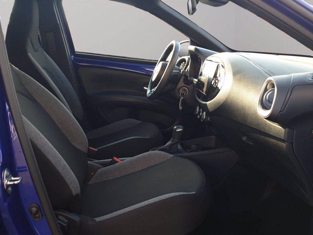 TOYOTA Aygo x 1.0 active 72cv s-cvt del 2024
