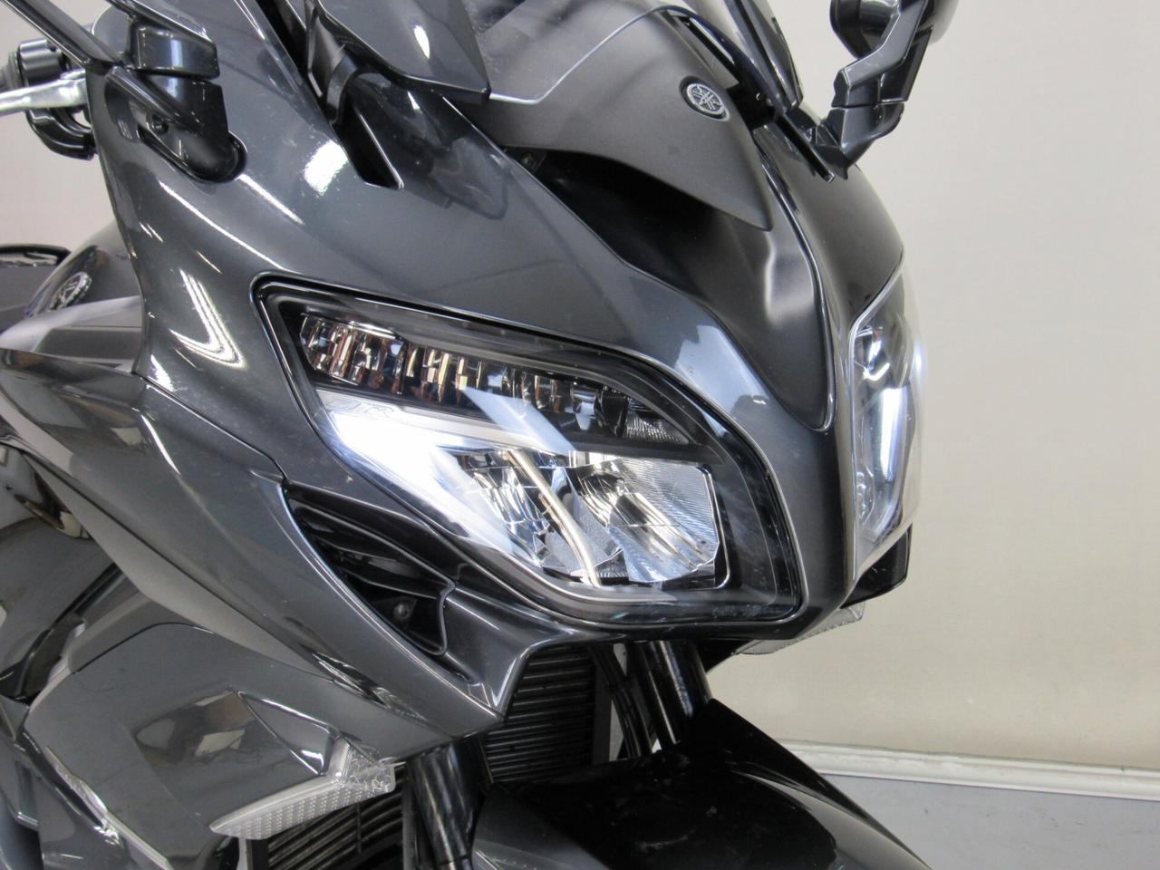 Yamaha FJR 1300 ABS AE SOSPENSIONI ELETTRONICHE 6 MARCE