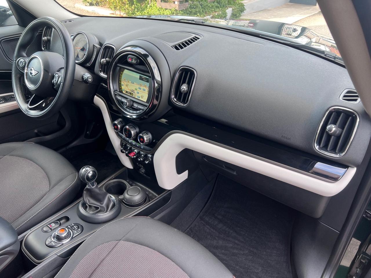 Mini One D Countryman 1.5 115cv Business OK NEOPAT. LED/NAVI PERF.