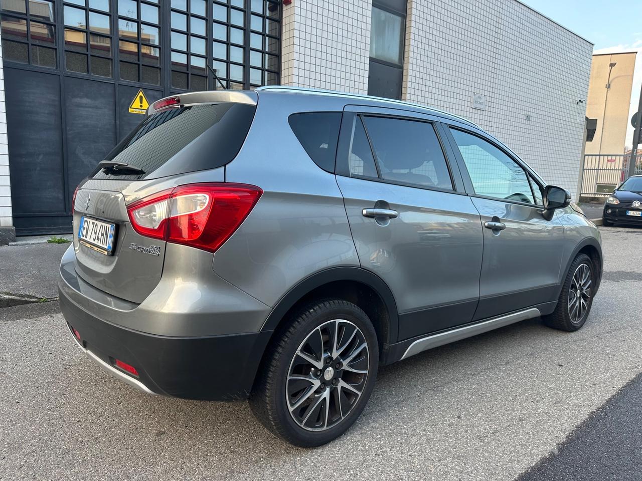 Suzuki SX4 S-Cross 1.6 16V VVT CVT Star View