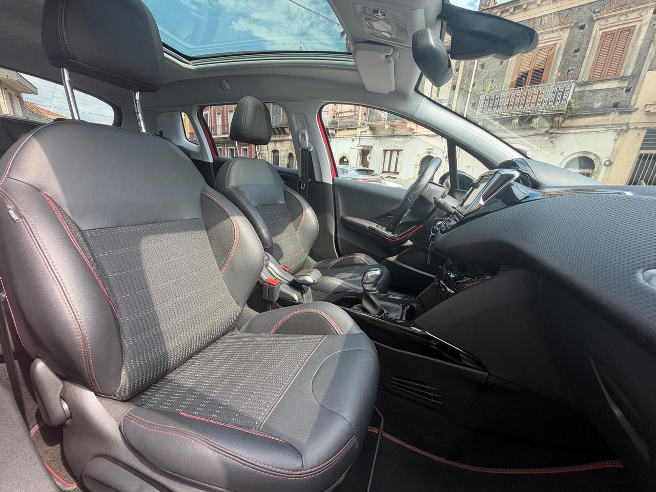 Peugeot 2008 1.6 HDI 100 GT LINE STRAFULL