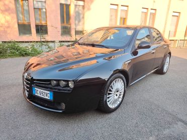 Alfa Romeo 159 1.9 JTDm 16V Exclusive Q-Tronic
