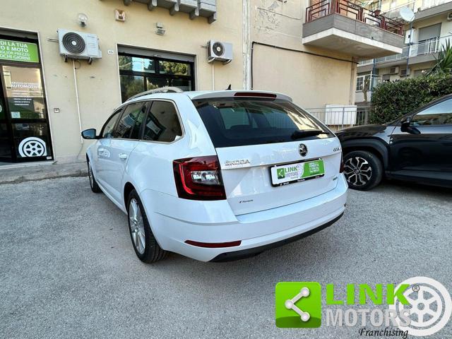SKODA Octavia .