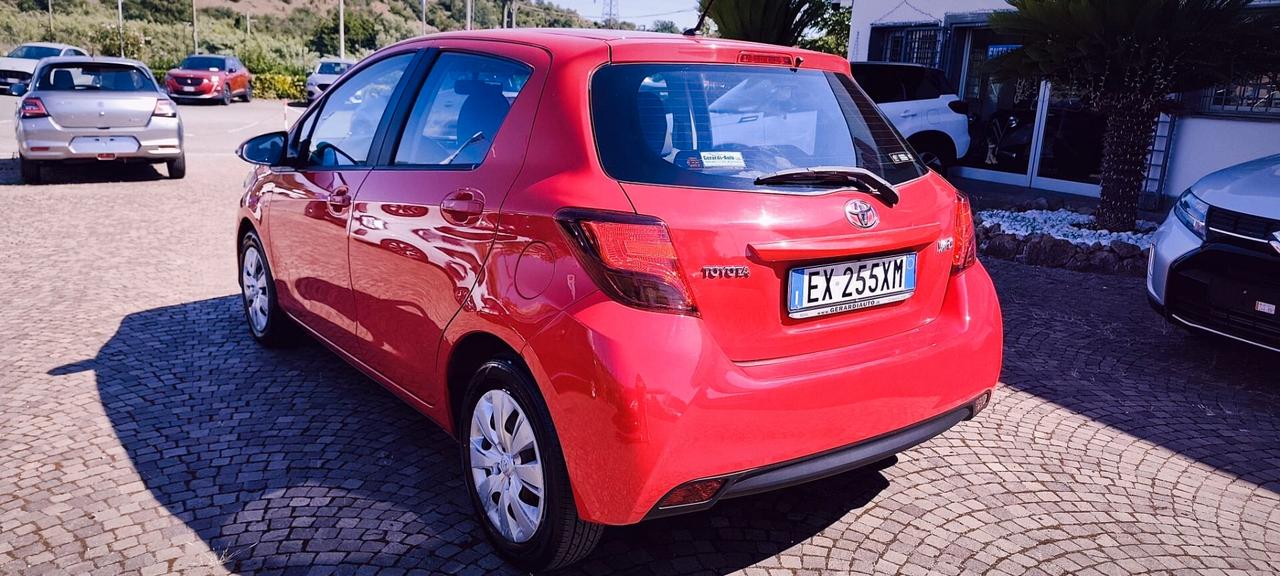 Toyota Yaris 1.0 5 porte