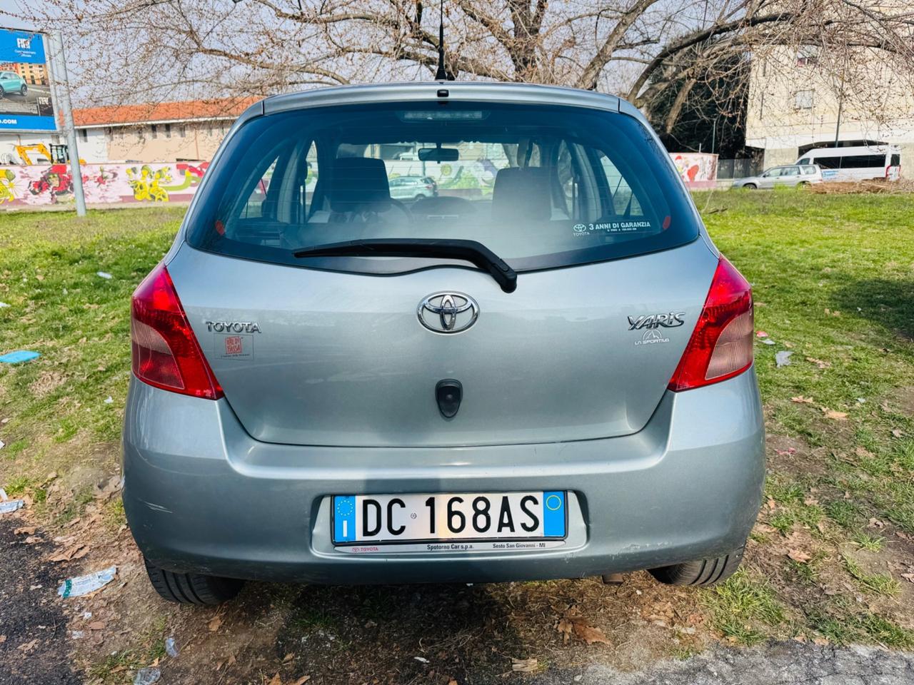 Toyota Yaris 1.3 5 porte Sol