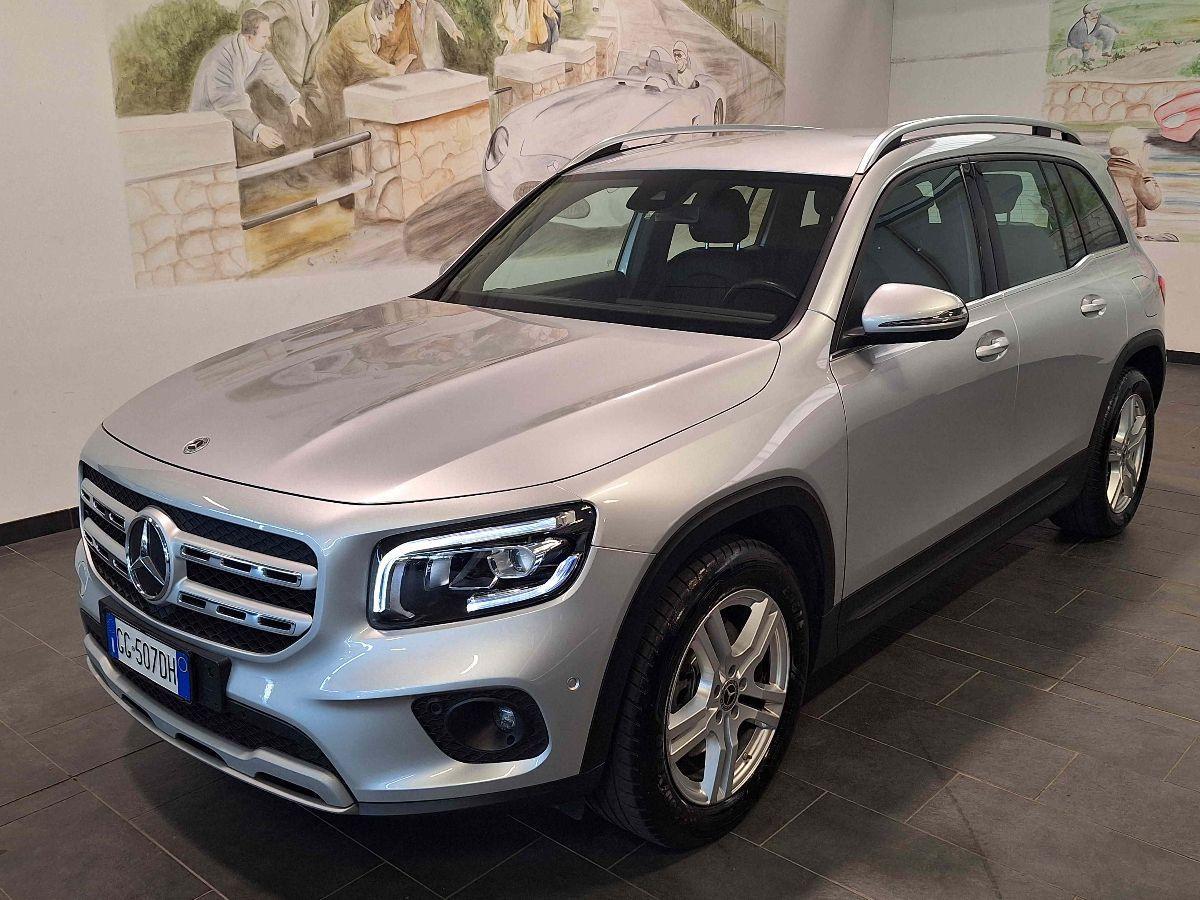 MERCEDES GLB 200d 4MATIC SPORT PLUS 150CV - PELLE- LUCI 64 COLORI - RETROCAMERA - DOPPIO DISPLAY 10.25