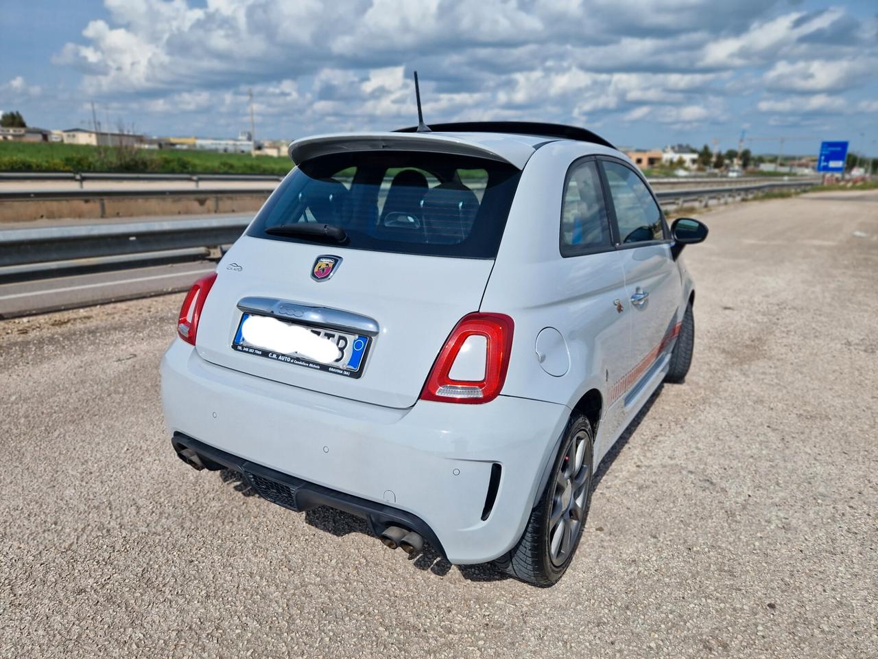 Abarth 500 1.4 Turbo T-Jet MTA Custom