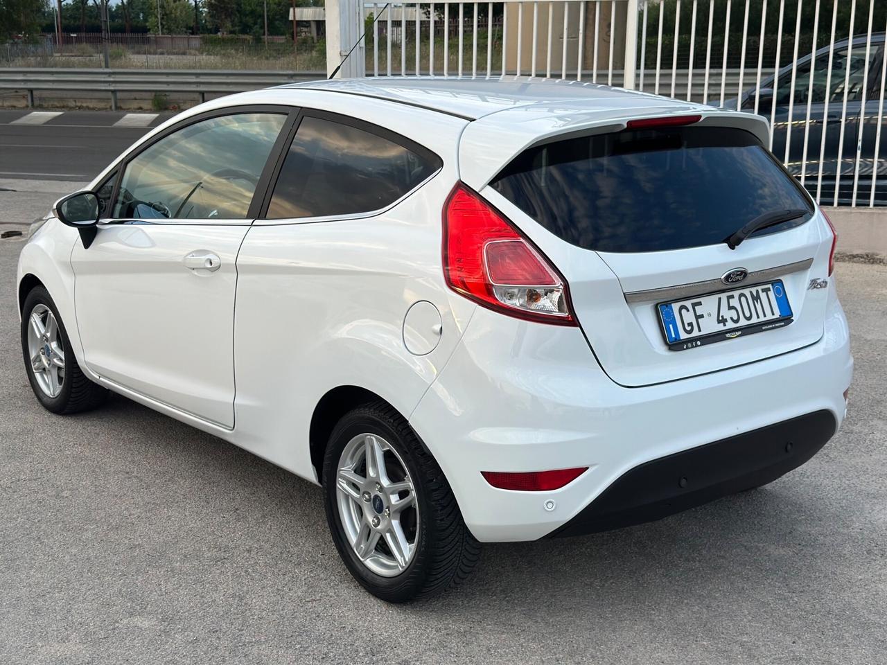 Ford Fiesta 2013 1.4 97CV GPL Titanium Restyling
