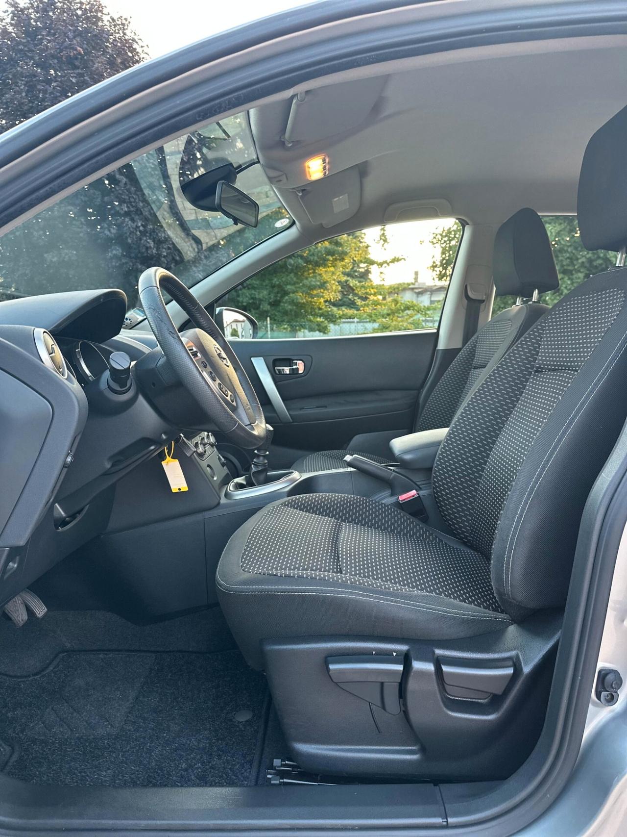 Nissan Qashqai 2.0 dCi DPF Tekna