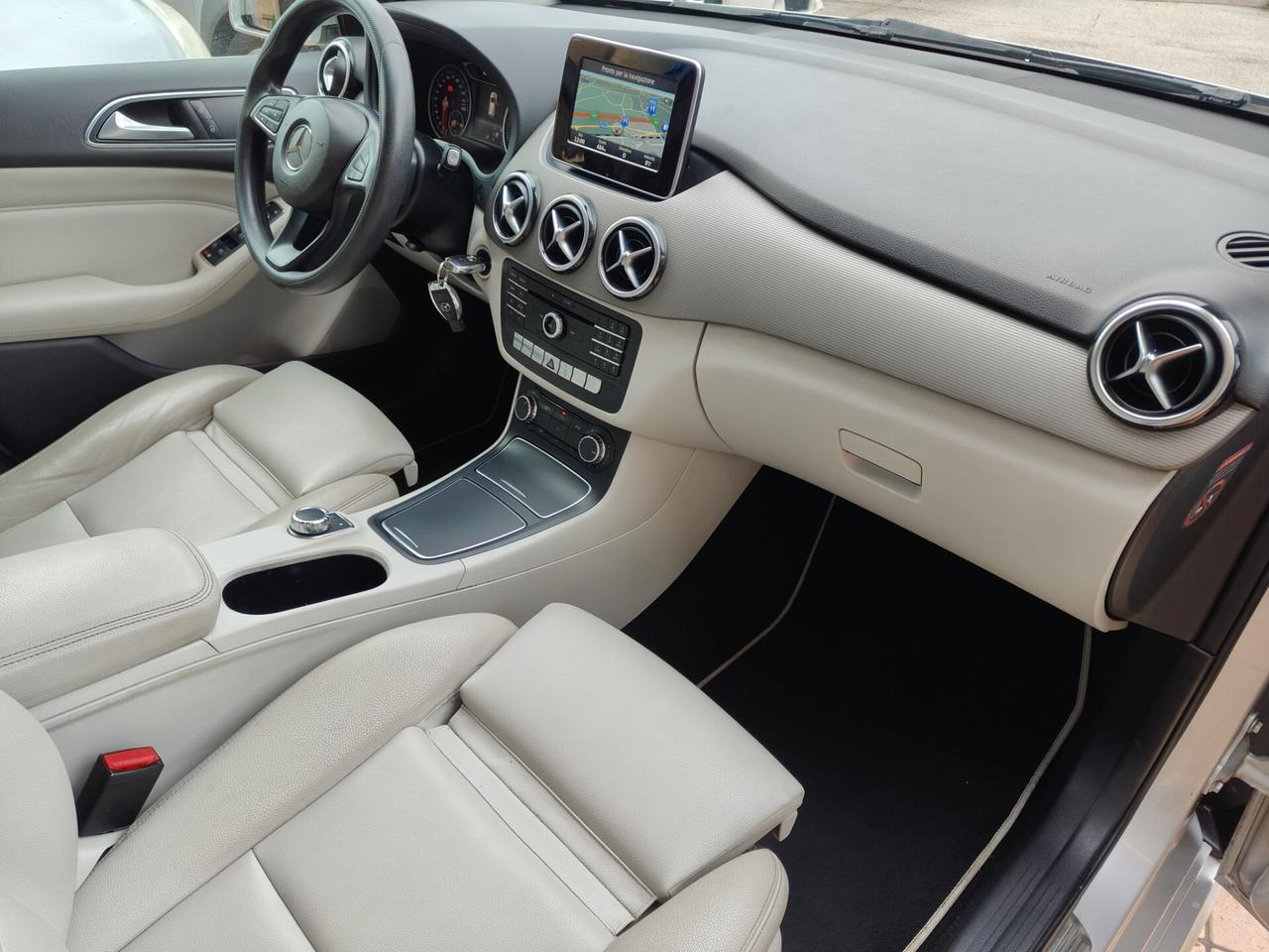 Mercedes-benz B 180 d Automatic Executive