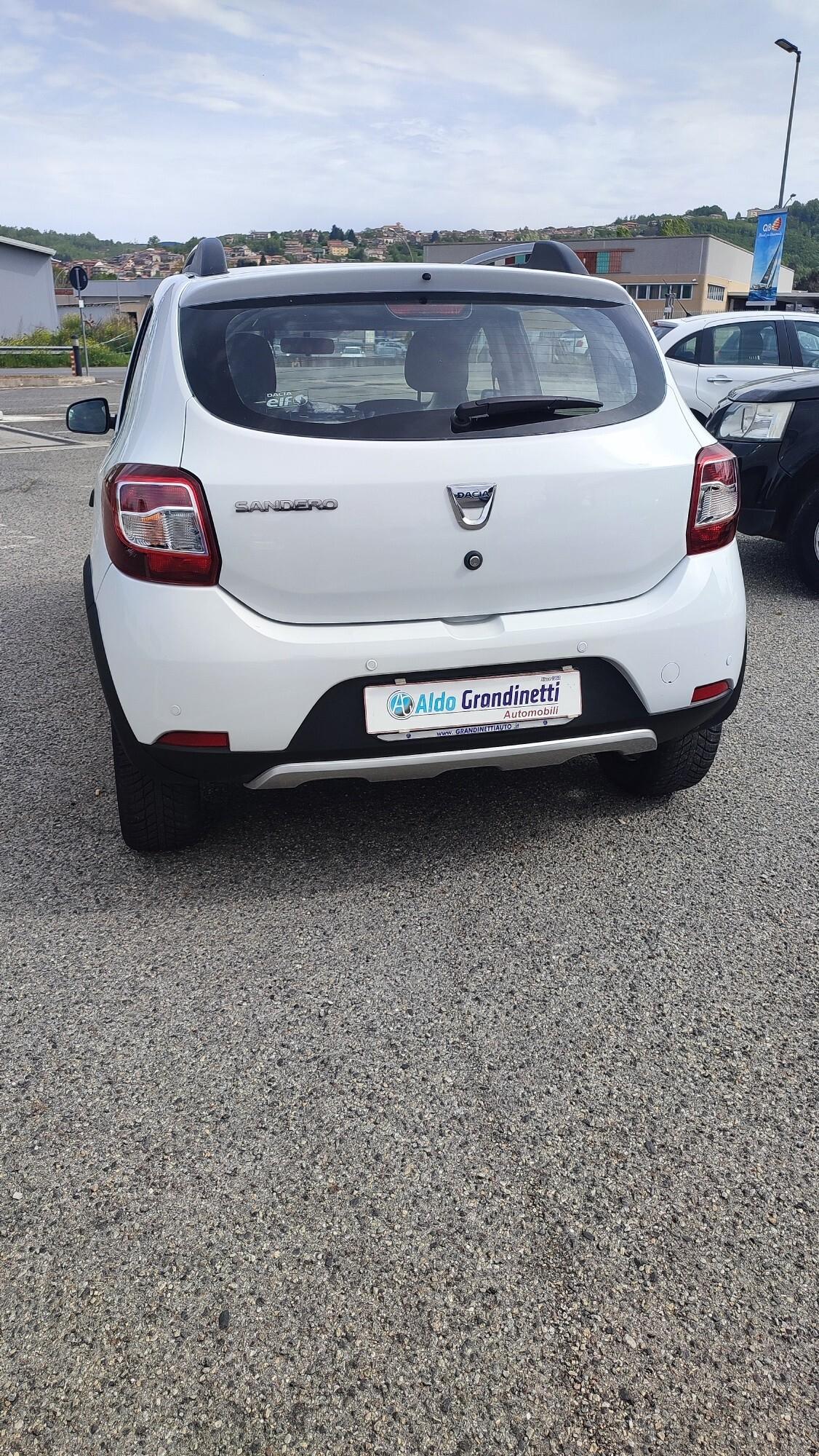 DACIA SANDERO STEPWAY 1.5 DCI 90 CV