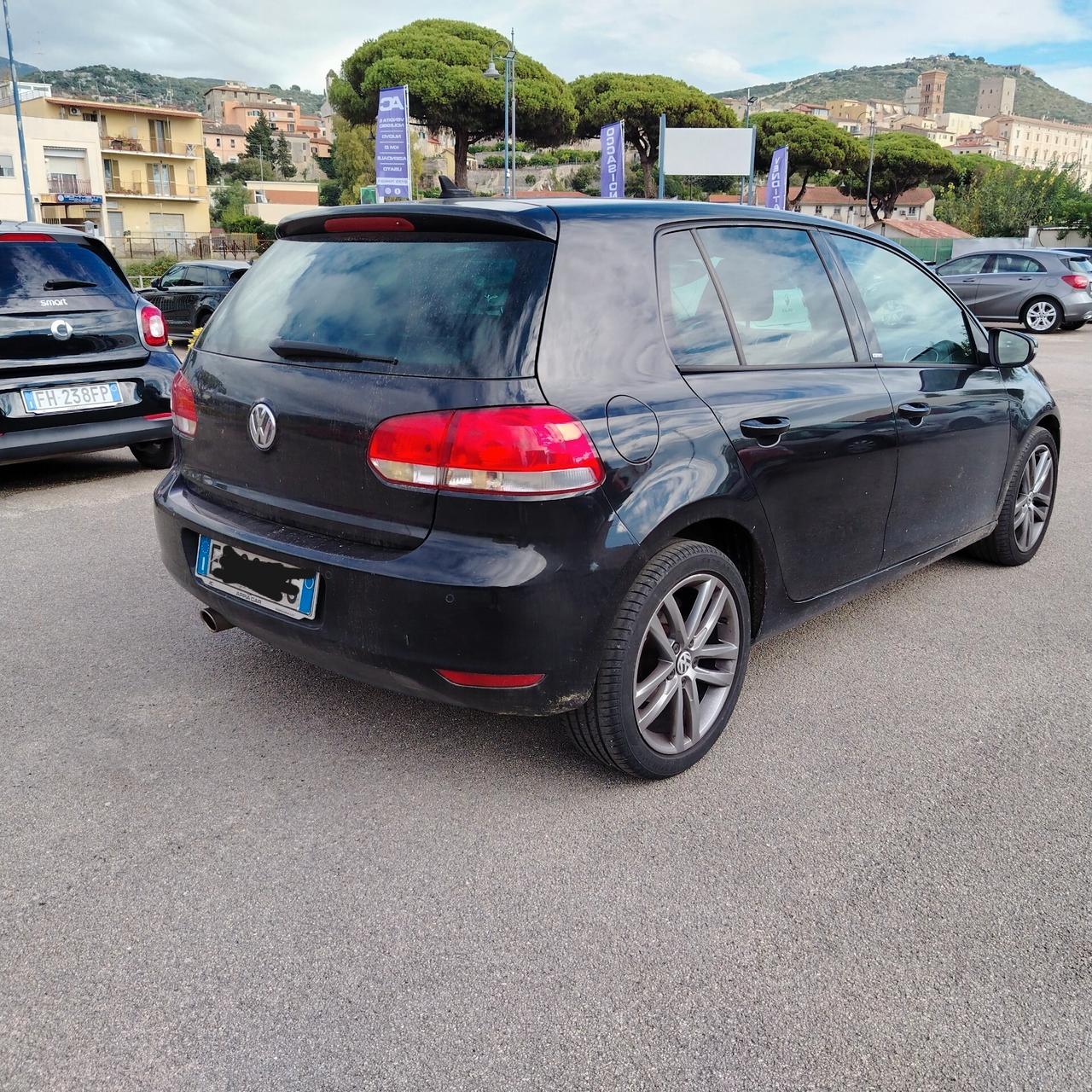 Volkswagen Golf 1.6 TDI DPF Highline