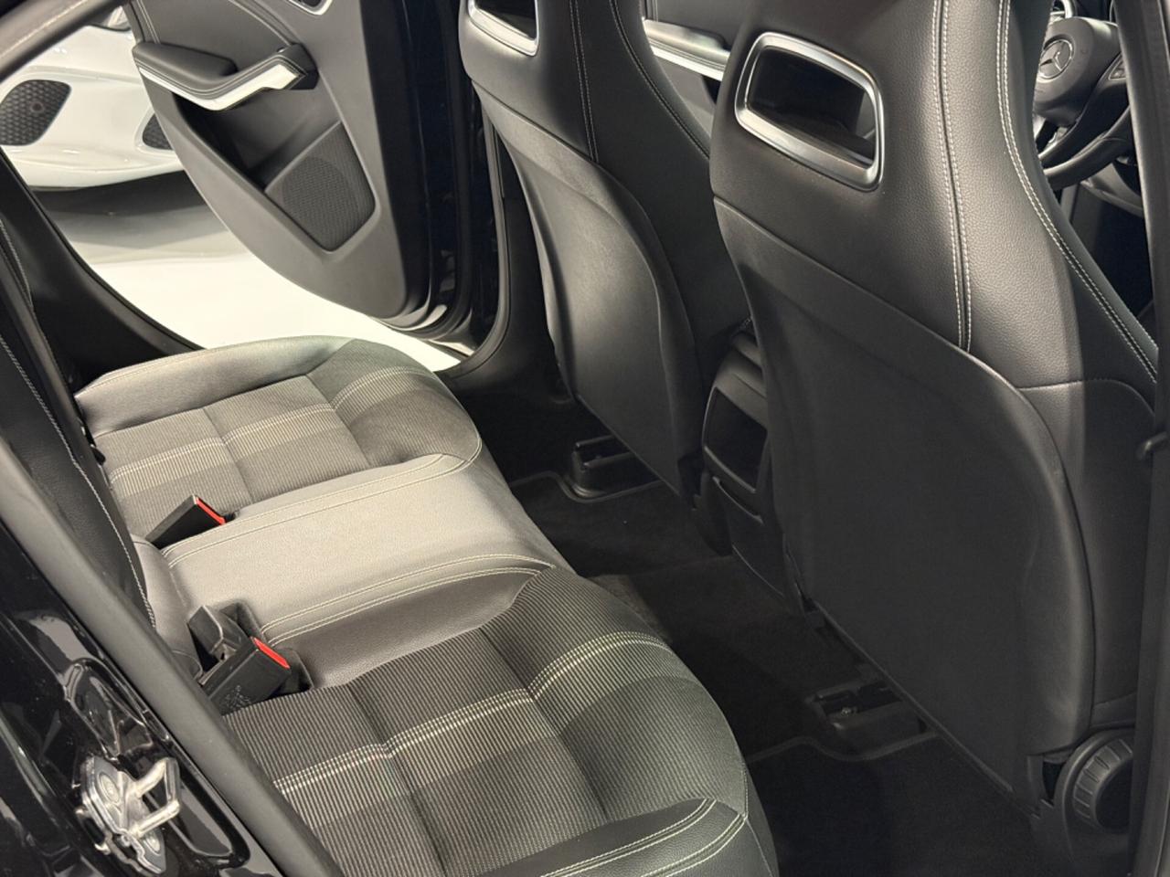Mercedes-benz A180d Sport auto FULL LED! PELLE! EURO 6!