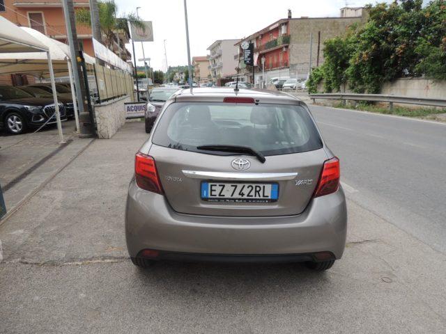 TOYOTA Yaris 1.3 5 porte Active
