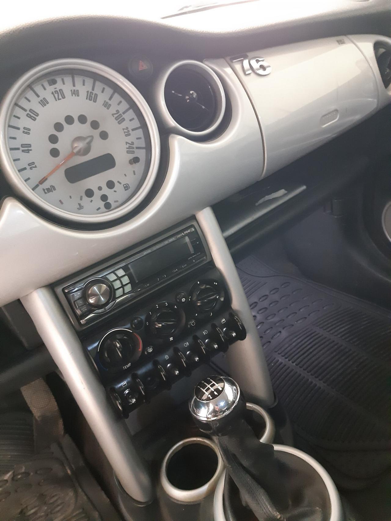 Mini cooper 1.6 16V One 90cv