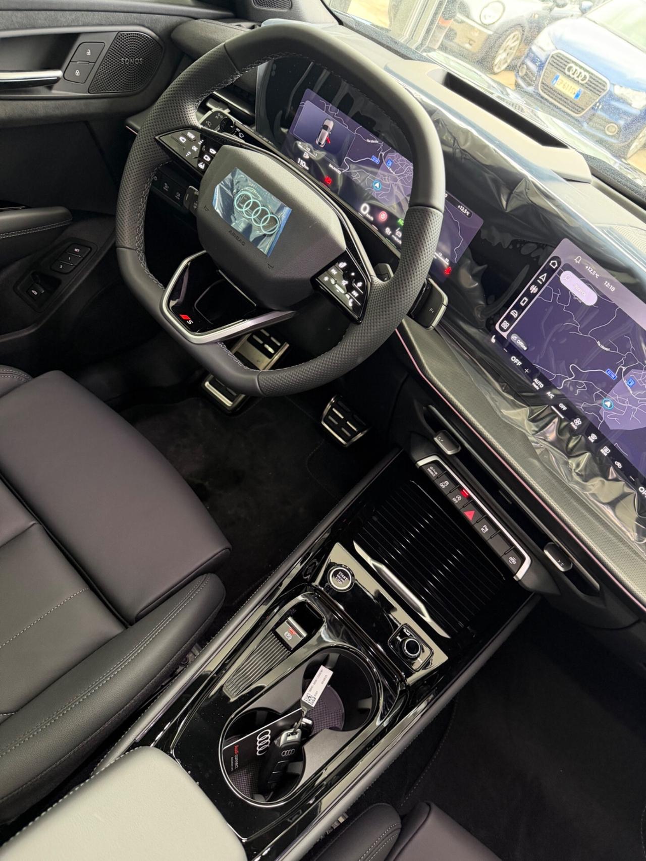 Audi Q3 40 TFSI quattro S tronic line 2026 TETTO FULL