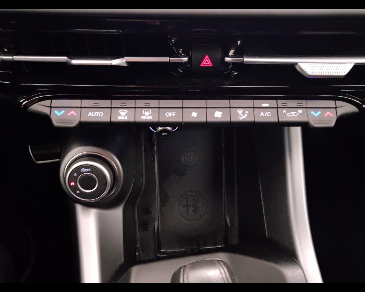 ALFA ROMEO Tonale - Tonale 1.5 hybrid Veloce 160cv tct7