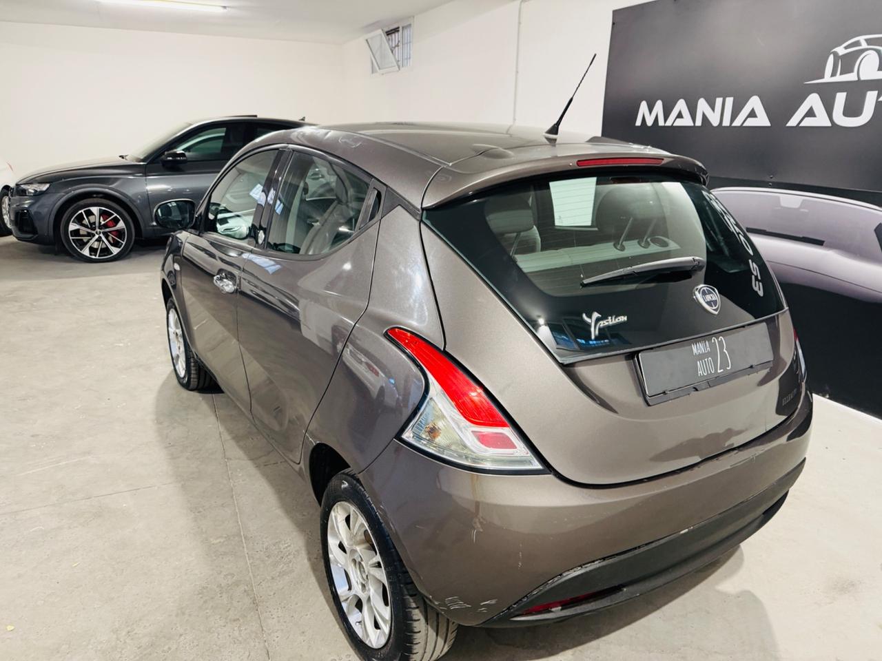 Lancia Ypsilon 1.2 69 CV 5 porte GPL Ecochic Platinum*NEOPATENTATI*
