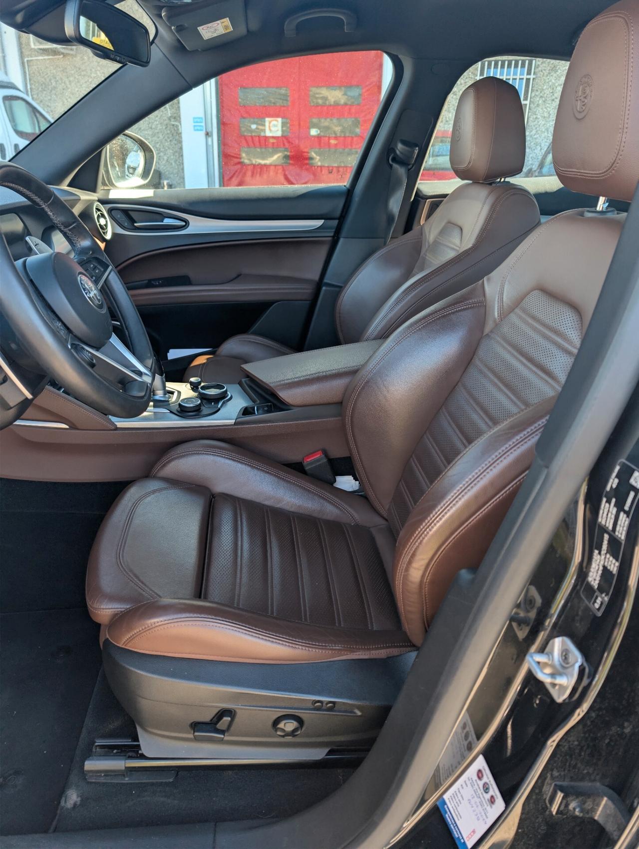 Alfa Romeo Stelvio 2.2 Turbodiesel 210 CV AT8 Q4 Veloce